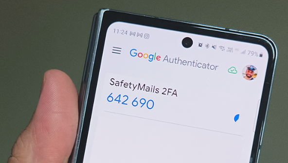 Exemplo de Código exibido pelo Google Authenticator: SafetyMails 2FA 642 690